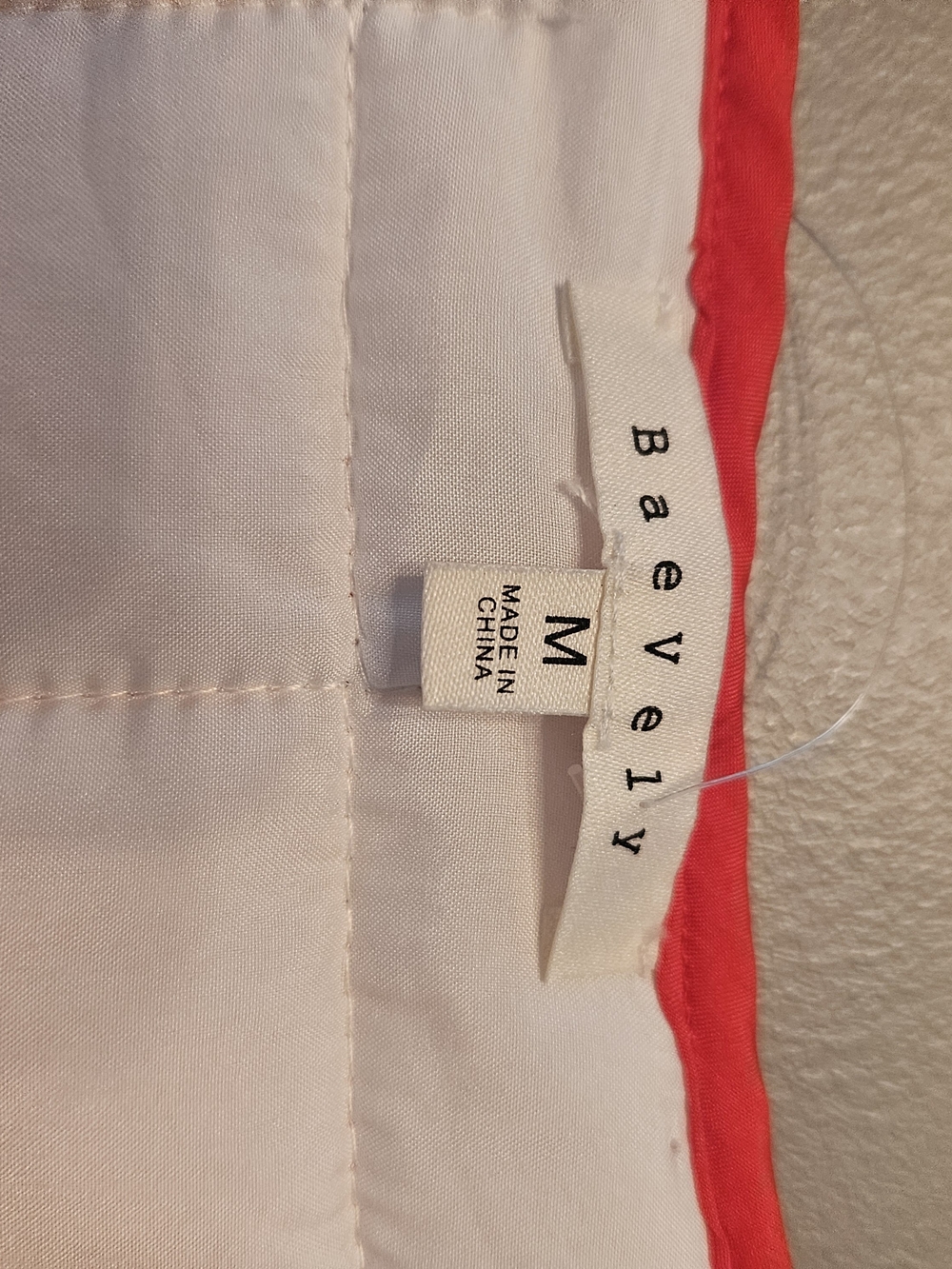 NWOT Quilted Heart-Print Tie-Front Vest - Red & White - Picture 5 of 9